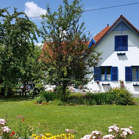 Aron Apartman Badacsonytomaj Dış mekan fotoğraf